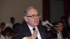 Warren Buffet’ın şirketi üç ayda 53 milyar dolar zarar etti