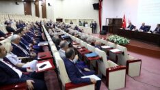 YÖK: Sağlık çalışanları için yasal mevzuat çalışması ivedilikle tamamlanacak