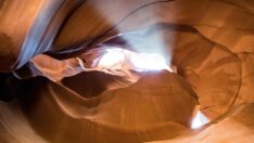 Adını antilopların renginden alan kanyon ziyaretçilerini büyülüyor