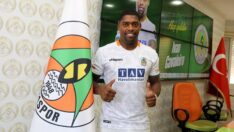 Alanyaspor, Fulham’dan İvan Cavaleiro’yu bir yıllığına kiraladı