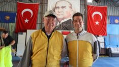 Baba-oğul gökyüzünde heyecanı birlikte yaşıyor