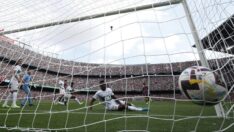 Barcelona Lewandowski ile rahat kazandı