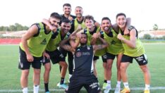 Beşiktaş Nathan Radmond’ı aldı, Göztepe’ye iki futbolcu verdi