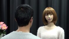 Bilim insanları şimdi de robotlara doğru zamanda gülmeyi öğretmeye çalışıyor