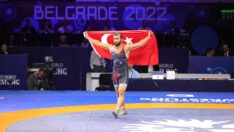 Burhan Akbudak müthiş geri dönüşle dünya şampiyonu