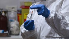 Çin’de, yeni Covid-19 aşısına acil kullanım onayı verildi