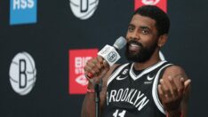 Corona aşısı olmayı reddeden Kyrie Irving, 100 milyon dolardan oldu!