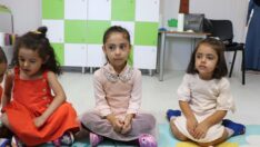 Elazığ depreminden 24 saat sonra enkazdan çıkarılan Yüsra okullu oldu