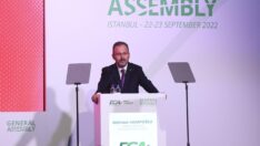 Gençlik ve Spor Bakanı Mehmet Muharrem Kasapoğlu iki adaylığı duyurdu