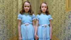 Kraliçe Elizabeth’in naaşı için bekleyenler arasında sürpriz ikili