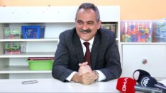 Milli Eğitim Bakanı Mahmut Özer: Öğretmenin yeterliliğini ölçmek kimsenin haddi değil