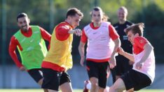 Milliler hazırlıklarını sürdürdü