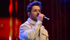 Murat Boz sahneden Gülşen’e selam gönderdi