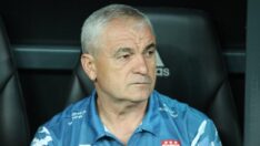 Rıza Çalımbay’dan tepki! ‘Bari maç saatini 21.45’e alın…’