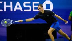 Son şampiyon Daniil Medvedev’den erken veda