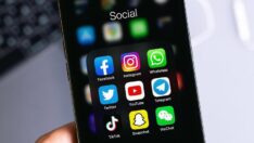 Sosyal medya şirketleri artık nefret söylemi politikalarını açıklamak zorunda kalacak