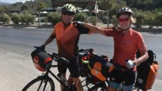 Bisikletleriyle Fransa’dan Bodrum’a gittiler