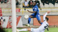 Boluspor evinde Denizlispor’u farklı geçti