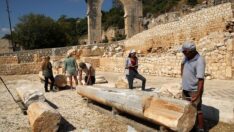 Elaiussa Sebaste Antik Kenti’ndeki sütunlar ayağa kaldırılacak