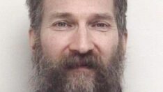 Flört uygulamasında tanıştığı adamı öldürüp, yedi: O cani hakkında karar verildi