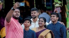 Malezyalı Hindular, “Diwali Işık Bayramı”nı kutluyor