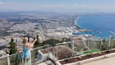 Memleketlerinde düşman Türkiye’de komşu