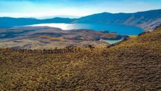 Nemrut Krater Gölü’nde sonbahar güzelliği