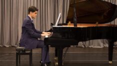 Otizmli piyanist Buğra Çankır, azminin zaferini kutlayacak