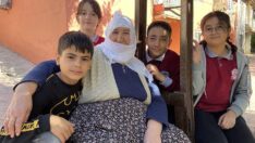 Saniye Nine’nin evindeki kütüphaneye destek yağdı