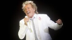 Savaştan kaçan Ukraynalı ailenin imdadına müzik efsanesi Rod Stewart koştu