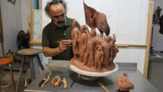 Usta heykeltraş bu defa babasının heykelini yaptı