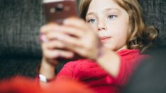 1,6 milyon çocuğun sosyal medyada yaşını büyüttüğü ortaya çıktı