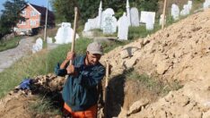 30 yılda 11 binden fazla kişinin mezarını kazdı