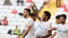 Antalyaspor turu ilk yarıda çözdü!