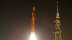 Ay’a dönüşte ilk adım atıldı… NASA’nın en güçlü roketi Artemis-1 fırlatıldı