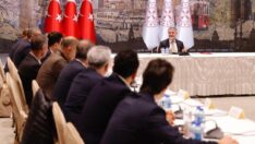 Bakan Nebati, perakende sektörünün temsilcileriyle bir araya geldi