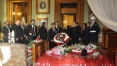 Beşiktaş, Atatürk’ü Dolmabahçe’de andı