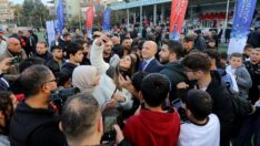 Cüneyt Çakır çocuklarla buluştu