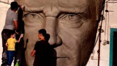 Dört buçuk metrelik Atatürk maskı yapılıyor