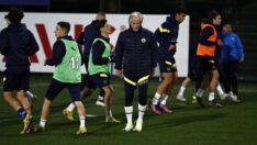 Fenerbahçe’de Jorge Jesus ve futbolculardan anlamlı hareket