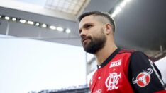 Fenerbahçe’nin eski futbolcusu Diego Ribas futbolu bıraktı