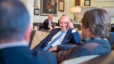 İzmir Büyükşehir Belediye Başkanı Tunç Soyer’den ‘ebedi dostluk’ mesajı