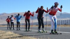 Kayaklı koşu milli takım seçmelerine asfaltta hazırlanıyorlar