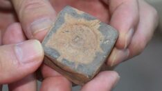 Klazomenai’de 2 bin 400 yıllık mühür bulundu