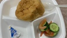 Öğrenciler isyan etti: Kurtlu ve bayat yemek veriyorlar