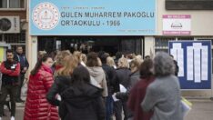 Öğretmenler iptali görüşülen sınava girdi