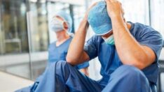 Sakarya’da doktor ve güvenlik görevlisi darbedildi