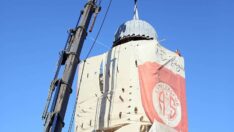 Tarihi Saat Kulesi’nin kubbesi 90 yıl sonra yerinde