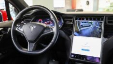 Tesla binlerce aracını geri çağırdı