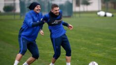 Trabzonspor, Abdülkadir Ömür ve Hüseyin Türkmen ile sözleşme yeniledi